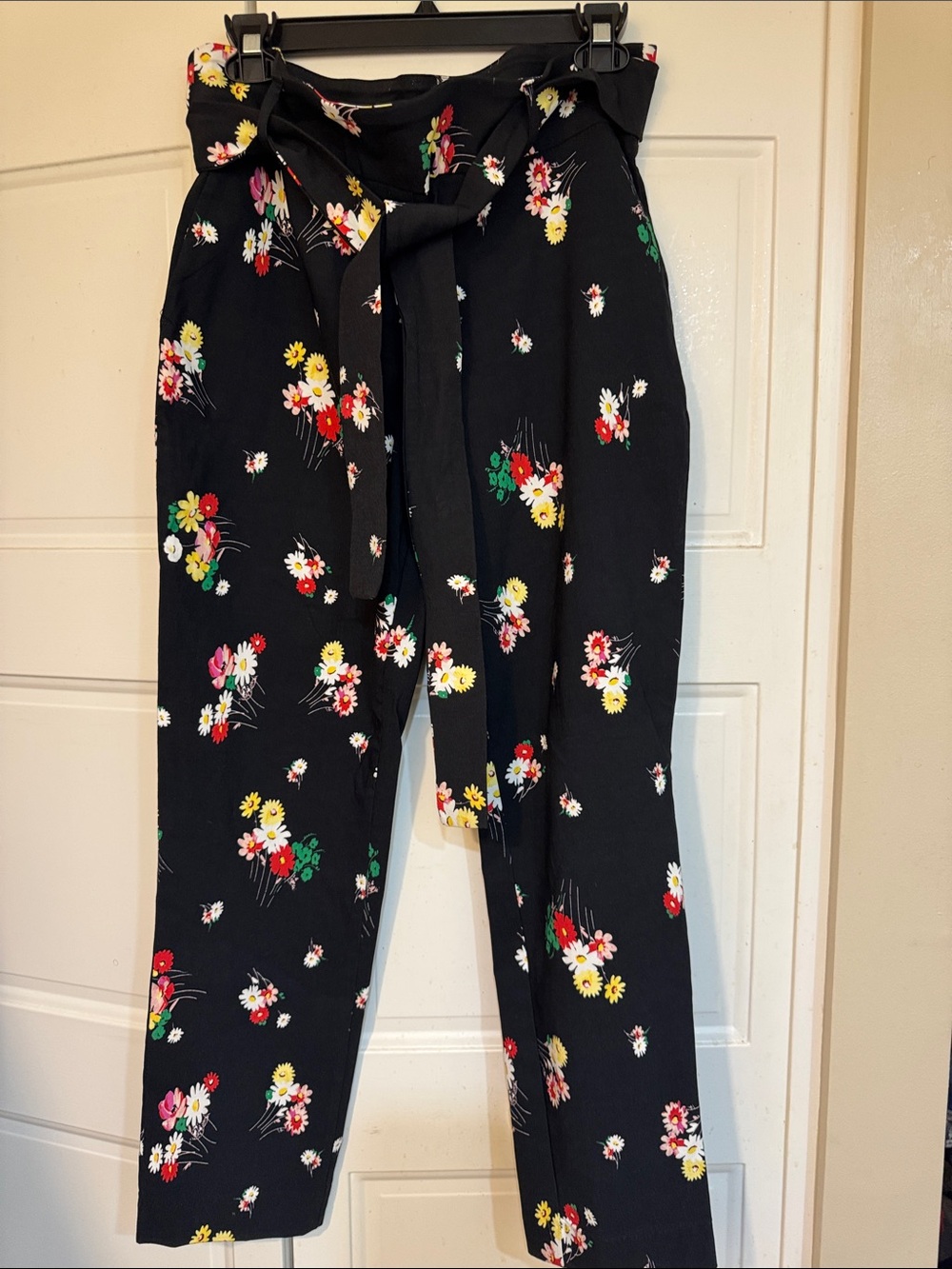 Jules & Leopold Black Floral Tie-Waist Pants
